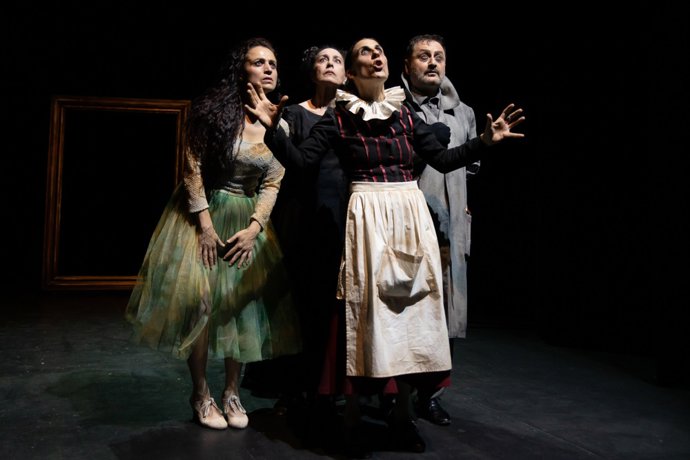 Archivo - Atalaya recala en el Teatro Cánovas con su versión del clásico 'El Rey se muere'