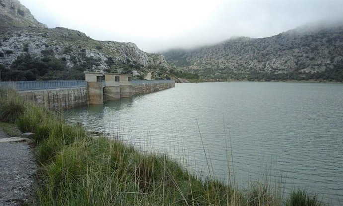 Archivo - Embalse, Cúber, Gorg Blau