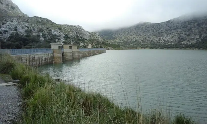 Embalse, Cúber, Gorg Blau