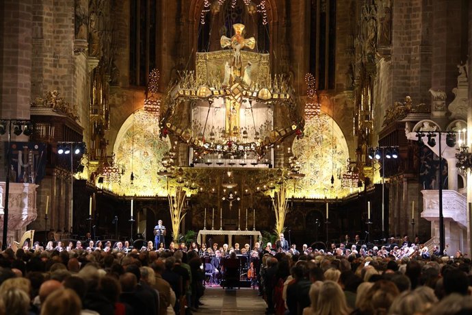 Archivo - Concierto anual de Pascua a beneficio de 'Projecte Home Balears (phb)', en la Catedral de Mallorca.