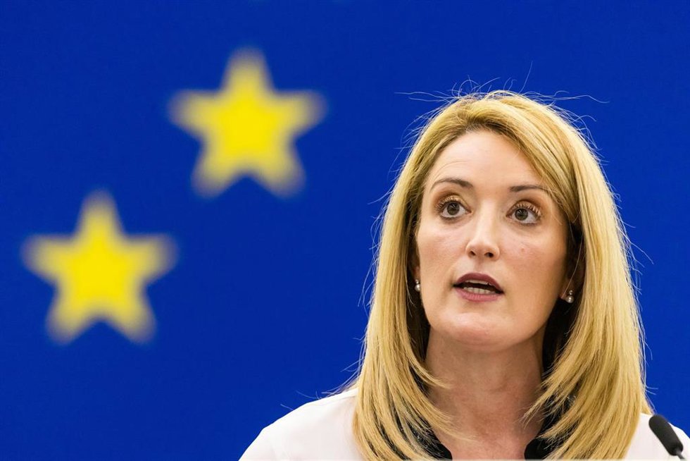 Archivo - La presidenta del Parlamento Europeo, Roberta Metsola, en una sesión plenaria celebrada en Estrasburgo (Francia).