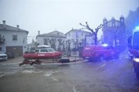 Grazalema empieza a desalojar a 60 vecinos de las zonas más bajas del municipio donde el río "sale por las calles"