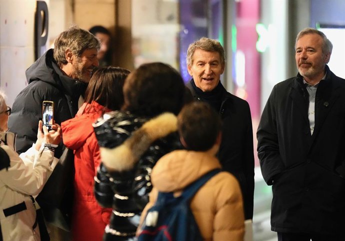 2 E-mail Fotos Presidente Alberto Núñez Feijóo com Jorge Azcon em Huesca