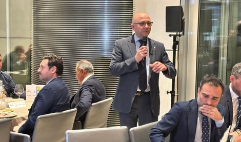 Es Andalucía - Sevilla