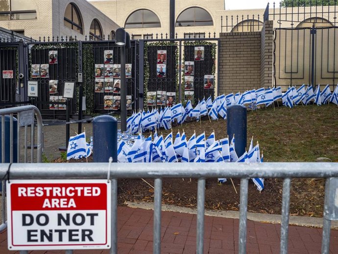 Archivo - Homenaje a las víctimas del tiroteo frente a la Embajada de Israel en Washington, EEUU