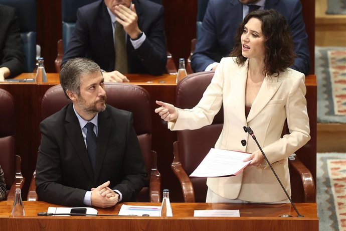 Archivo - La presidenta de la Comunidad de Madrid, Isabel Díaz Ayuso, interviene durante una sesión plenaria en la Asamblea de Madrid.