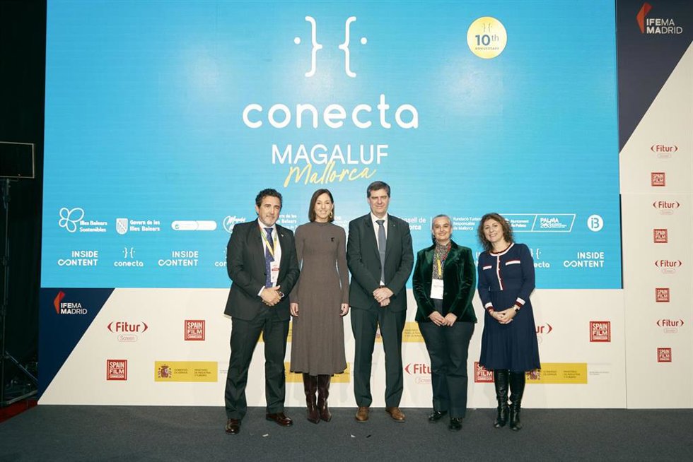 Autoridades de Baleares en un acto de Conecta Magaluf-Mallorca.