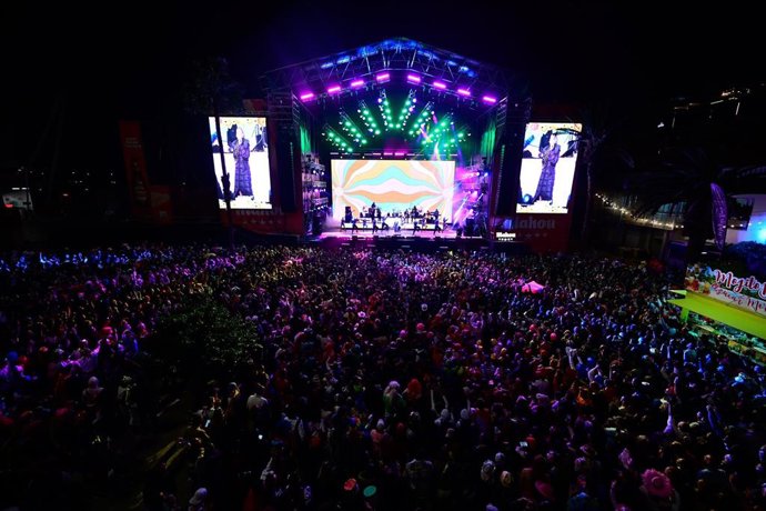 El Carnaval de 'Las Vegas*' estrena el ocio familiar matinal y el nocturno