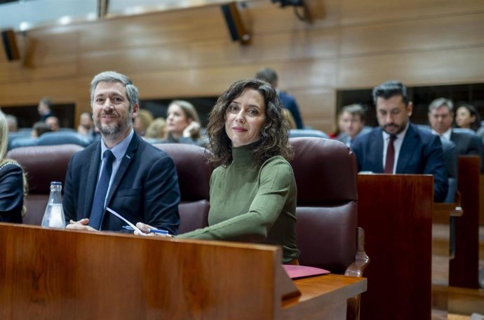 La presidenta de la Comunidad de Madrid, Isabel Díaz Ayuso, durante un pleno en la Asamblea de Madrid, a 5 de febrero de 2026, en Madrid (España).