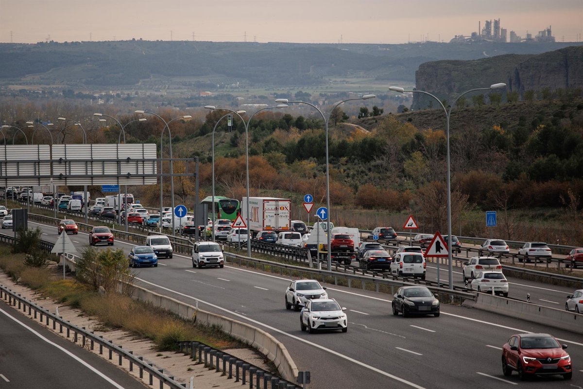 El precio del coche de ocasión arranca 2026 en 17.635 euros y suma cuatro meses consecutivos a la baja