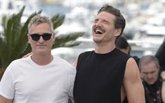 Foto: Pedro Pascal sustutuye a Joaquin Phoenix en De noche, el romance gay de Todd Haynes
