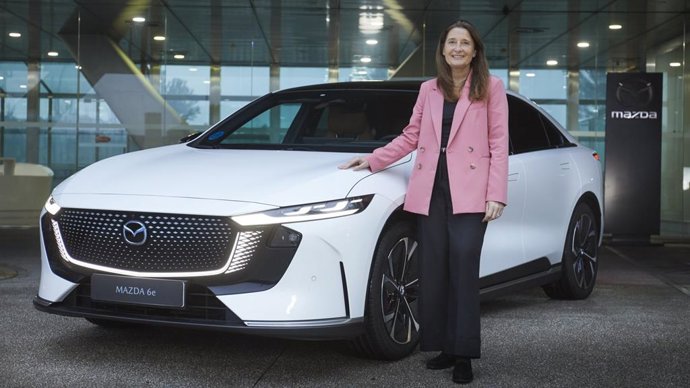 Mazda anuncia a Karine Roubaud como nueva directora de marketing y comunicación en España