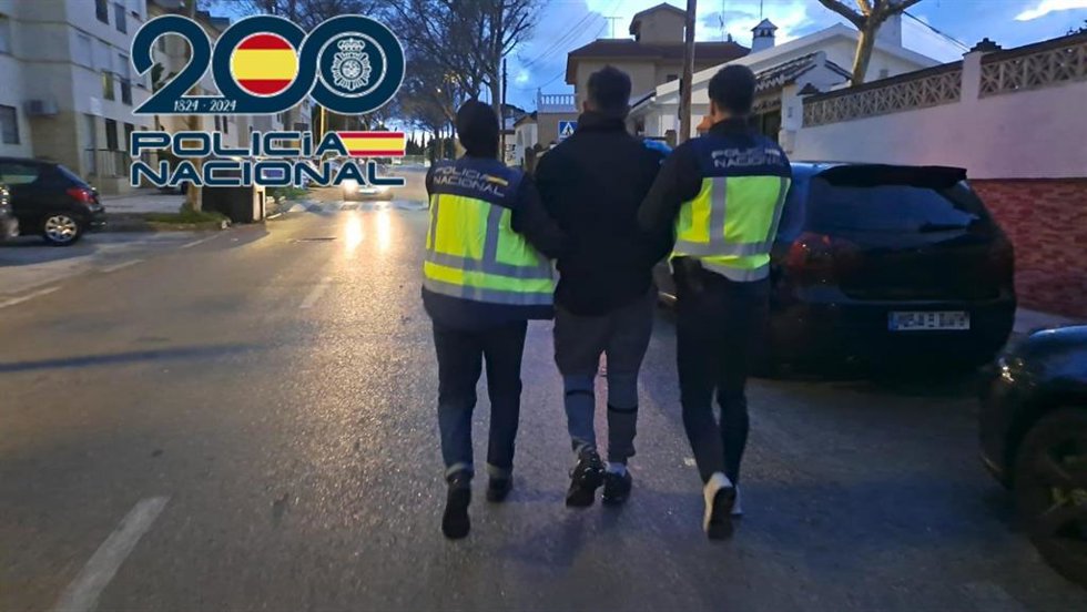 Cinco detenidos, entre ellos un menor, por atracos a taxistas en Málaga