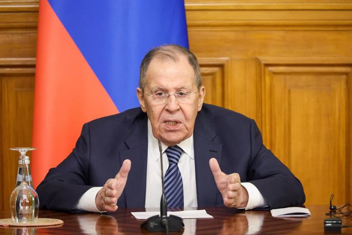 El ministro de Exteriores ruso, Sergei Lavrov, ofrece una rueda de prensa en Moscú.