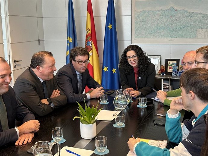 Principado y Unicaja acuerdan la cesión de las obras de arte de la antigua Caja de Ahorros.