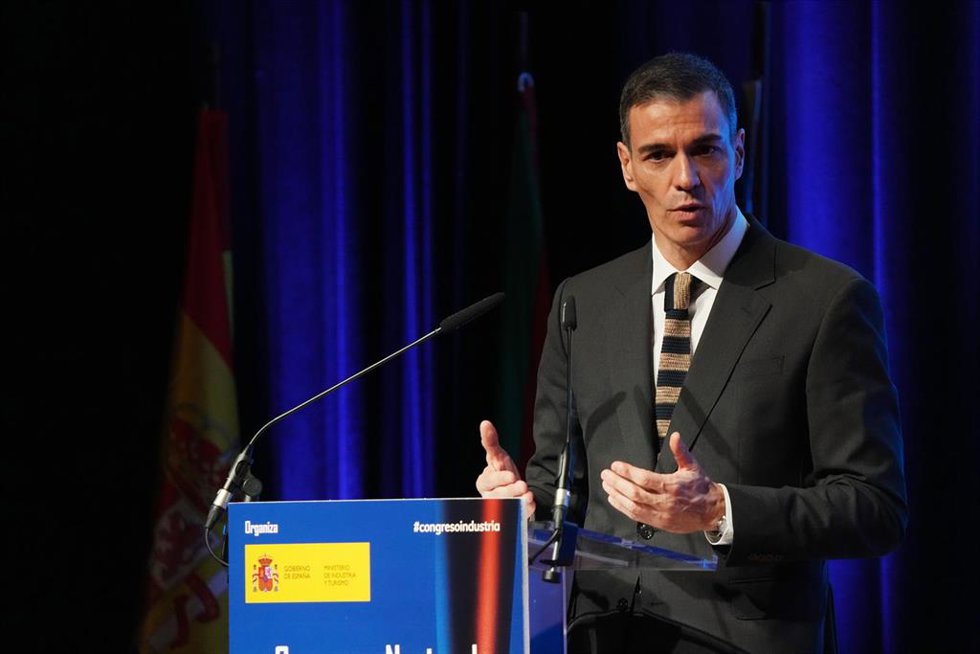 El presidente del Gobierno, Pedro Sánchez, clausura el VIII Congreso Nacional de Industria, a 5 de febrero de 2026, en Bilbao, País Vasco (España).