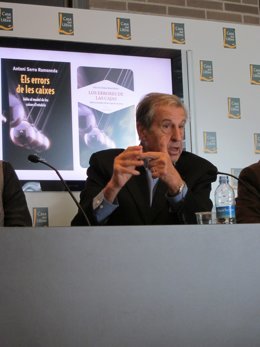 Archivo - L'expresident de Caixa Catalunya i exrector de la UAB, Antoni Serra Ramoneda