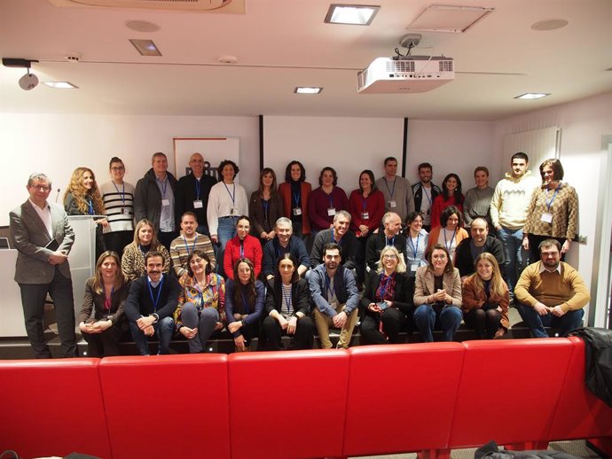 Arabako beste zazpi enpresak bat egin dute Eskuara proiektuarekin euskararen erabilera sustatzeko