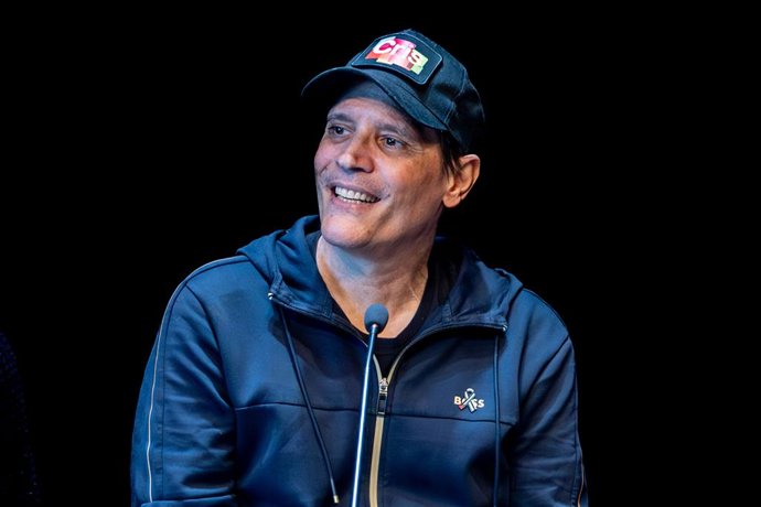 El actor Sergio Peris-Mencheta presenta su obra ‘Constelaciones’ en el Teatro Valle-Inclán del Centro Dramático Nacional, a 5 de febrero de 2026, en Madrid (España). ‘Constelaciones’ es una obra de teatro contemporánea que explora la relación entre X, una