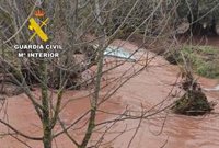 Rescatada en Santisteban del Puerto (Jaén) una persona arrastrada en su coche por la crecida de un arroyo