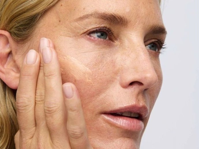 Los activos imprescindibles para devolver la firmeza, luminosidad y jugosidad a la piel