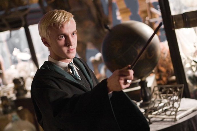 Archivo - Draco Malfoy, de némesis de Harry Potter a abanderado del Año Nuevo chino