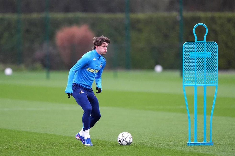 El centrocampista inglés Conor Gallagher durante un entrenamiento con el Tottenham.