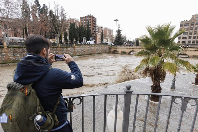 Río Genil a su paso por Granada