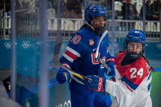 February 5, 2026, Cortina D'ampezzo, Italy: Edwards Laila (usa),Cajanova Sara (cze) during the Winter Olympic Games, Milano Cortina 2026, at the Milano Rho Ice Hockey Arena, on February 5, 2026 in Milano, Italy
