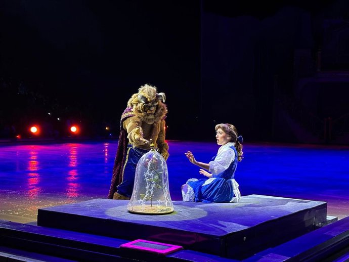 Los personajes de Disney cobran vida en el Roig Arena sobre una pista de hielo