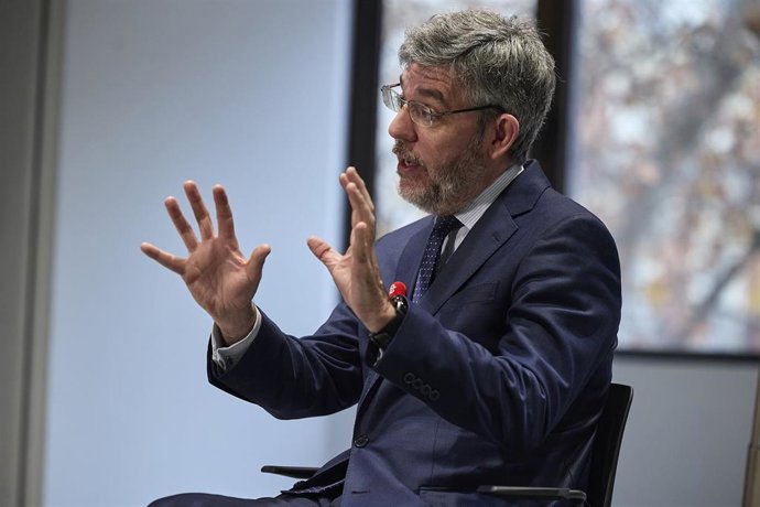 Archivo - El vicesecretario de Economía del PP, Alberto Nadal, durante una entrevista para Europa Press, en la sede del Partido Popular, a 23 de diciembre de 2025, en Madrid (España). 