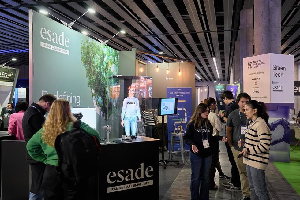 Archivo - Esade debatirá en el 'Mobile Word Congress' sobre "liderazgo y criterio humano" en la era de la IA.