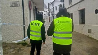 Científicos del CSIC trabajando en Grazalema.
