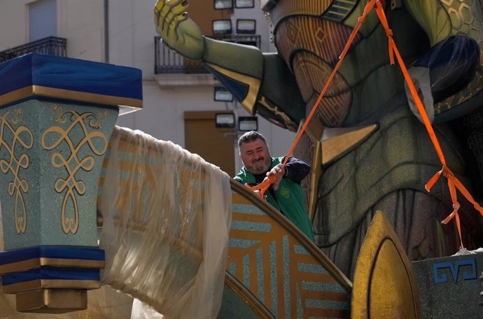 Archivo - Montaje de la falla Convento Jerusalem, a 11 de marzo de 2025, en València