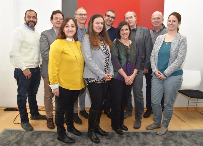 Equipo multicéntrico de investigadoras del Hospital Regional Universitario de Málaga, la Universidad de Málaga, Ibima Plataforma Bionand, y la Universidad CEU de Madrid