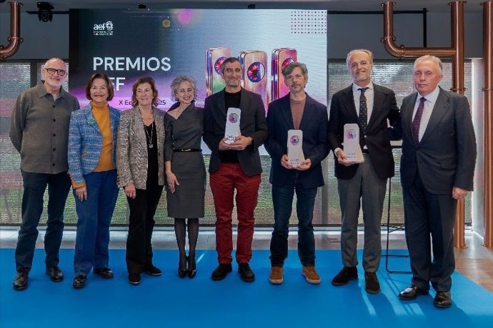 La AEF entrega sus X Premios al trabajo fundacional