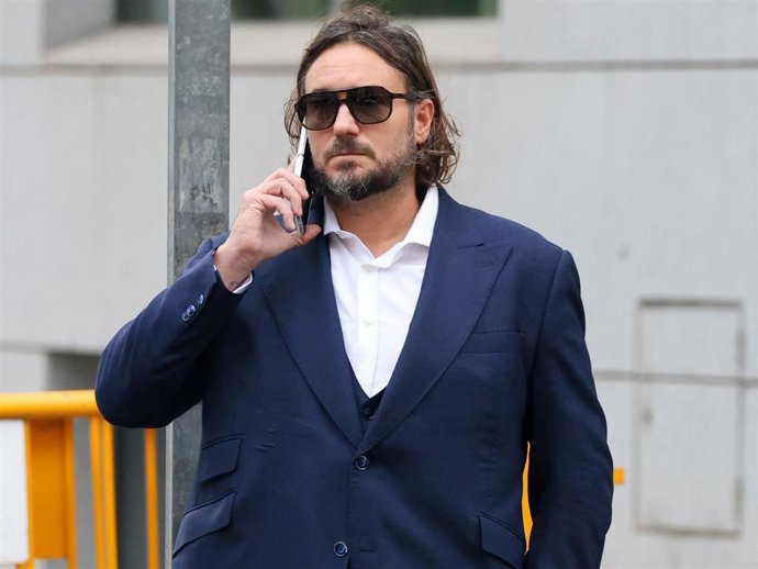 Francisco De Borbón Abandona La Audiencia Nacional Tras Su Puesta En Libertad Con Medidas Cautelares, A 04 De Febrero De 2026, En Madrid