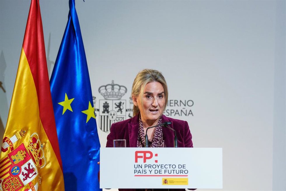 La ministra de Educación, Formación Profesional y Deportes, Milagros Tolón, durante la jornada Formación Profesional y Empresa: la alianza que impulsa el futuro, en el Ministerio de Educación.