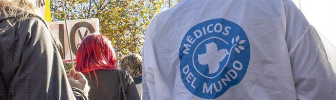 Archivo - Médicos del Mundo pide formación continua del sanitario en mutilación genital femenina