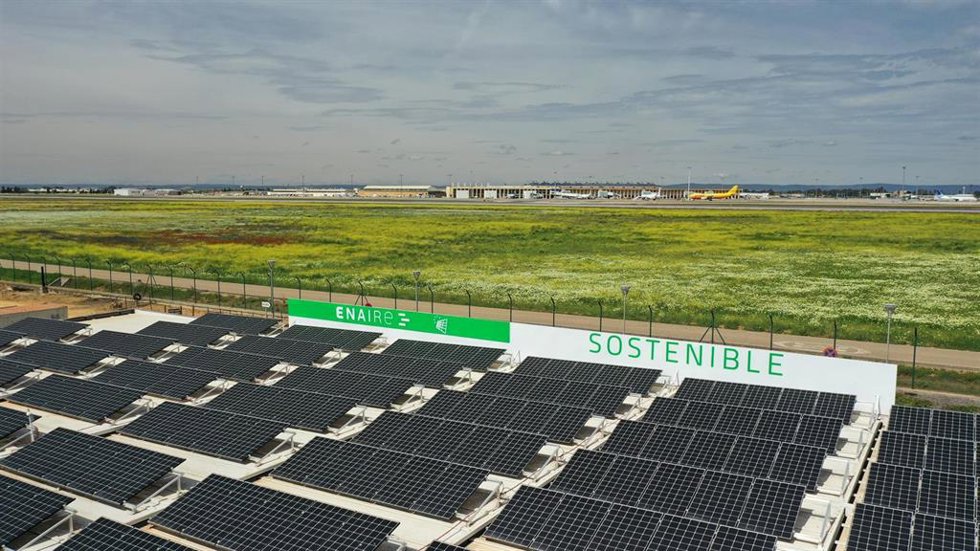 Planta fotovoltaica de Enaire.