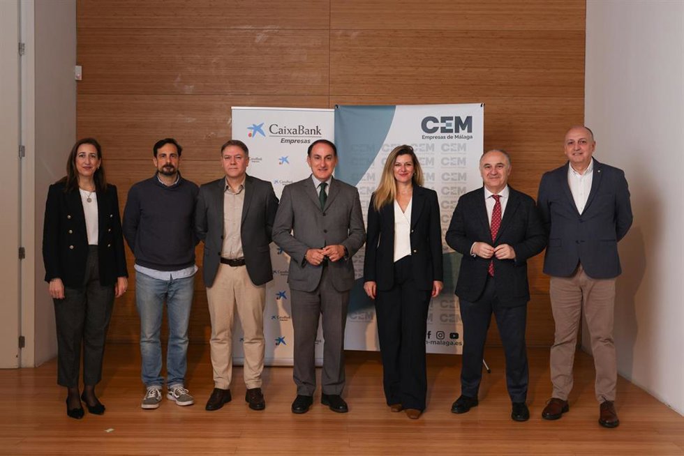 La Confederación de Empresarios de Málaga (CEM) y CaixaBank han celebrado la jornada "De la innovación estratégica al mercado: el valor empresarial de la IA", encuentro orientado a impulsar el uso real y estratégico de la IA en el tejido productivo.