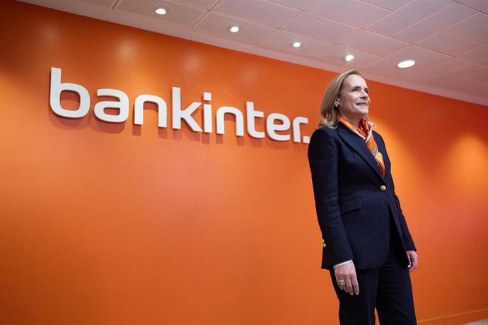 Archivo - La consejera delegada de Bankinter, Gloria Ortiz, durante una rueda de prensa para presentar los resultados obtenidos por Bankinter en el primer trimestre de 2024, a 18 de abril de 2024, en Madrid (España). 