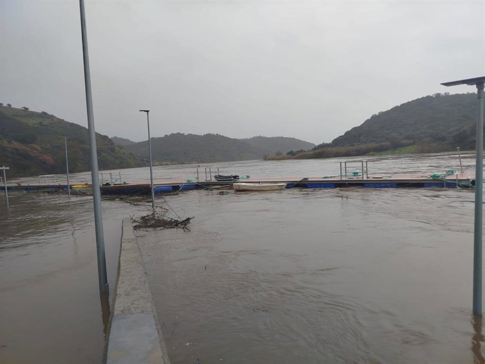 Imagen este miérrcoles del río Guadiana a su paso por Huelva.