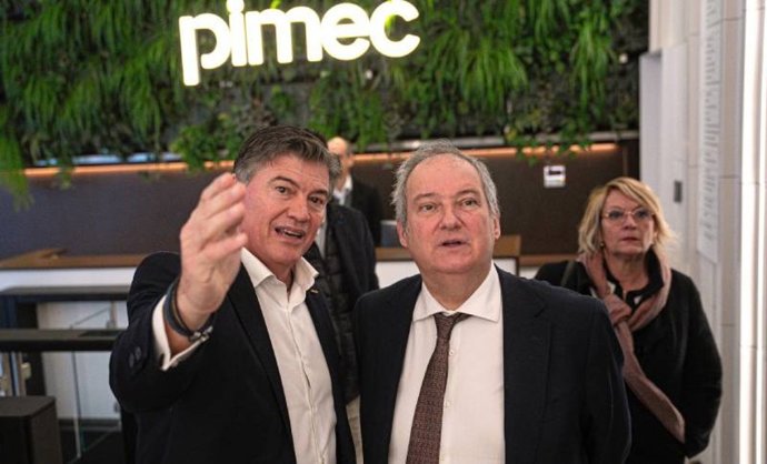 El presidente de Pimec, Antoni Cañete, y el ministro de Industria, Jordi Hereu.