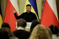 Zelenski afirma estar "insatisfecho" con la labor de la Fuerza Aérea en algunas regiones de Ucrania