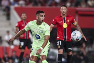 Archivo - Ferran Torres of FC Barcelona in action during the Spanish league, La Liga EA Sports, football match played between RCD Mallorca and FC Barcelona at Son Moix Stadium on August 16, 2025 in Mallorca, Spain.