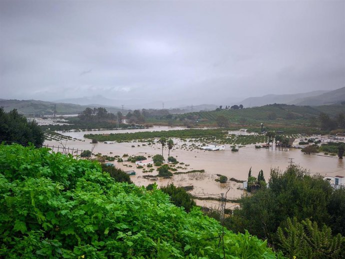 Imagen de la localidad gaditana de San Martín del Tesorillo y su entorno próximo inundado tras el paso de la borrasca. 