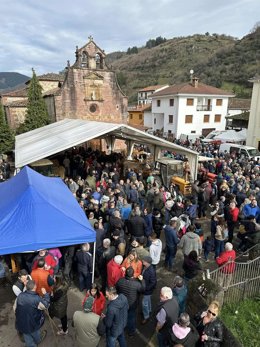 Feria de San Blas en Tuña (Tineo).