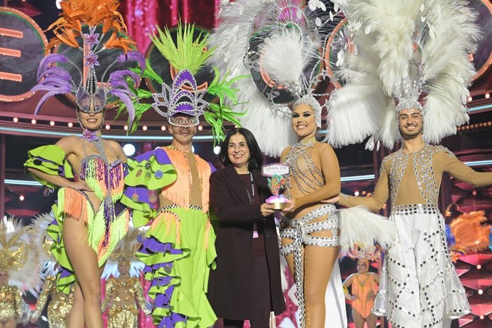 Premios de las comparsas ganadoras en el Carnval de 'Las Vegas' de Las Palmas de Gran Canaria