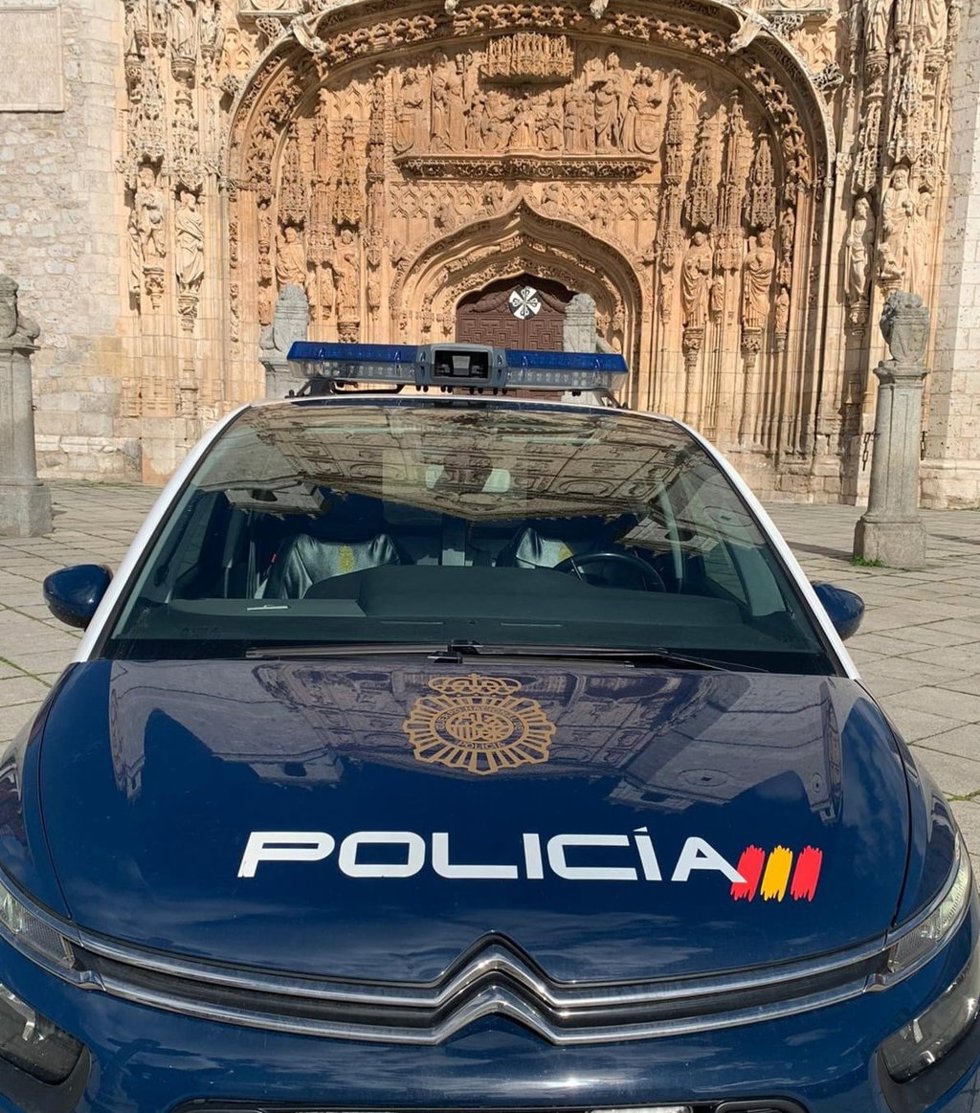 Archivo - Sucesos.- Detenido en Valladolid por amenazar al marido de una mujer para que retirase una denuncia contra su hermano